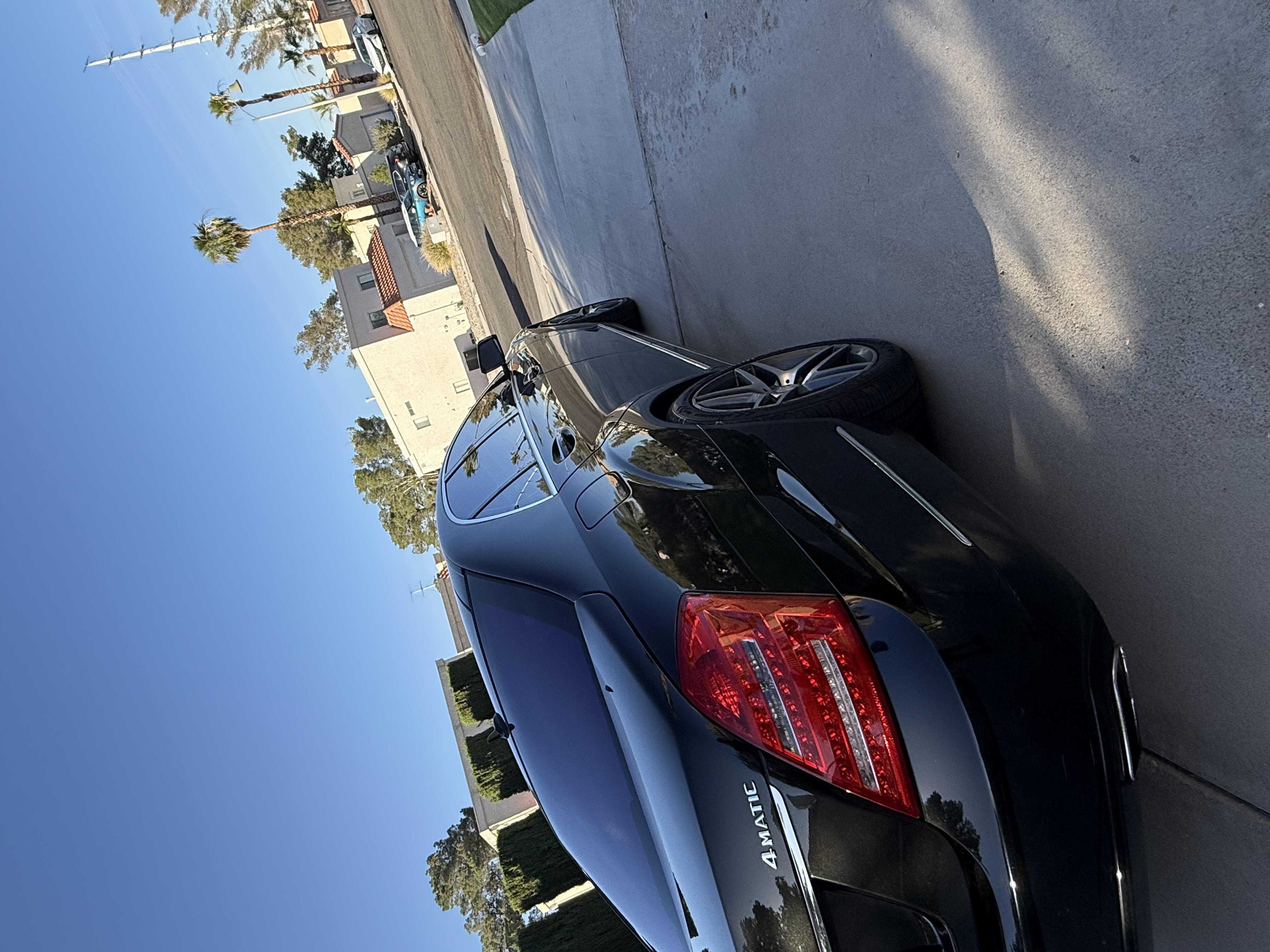 Used 2012 Mercedes-Benz S 550 4MATIC image 9