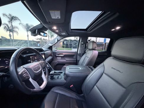 Used 2022 GMC Sierra 1500 Denali AWD/4WD image 13