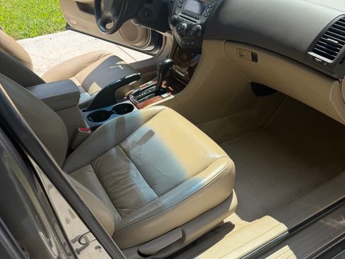 Used 2007 Honda Accord EX-L image 10