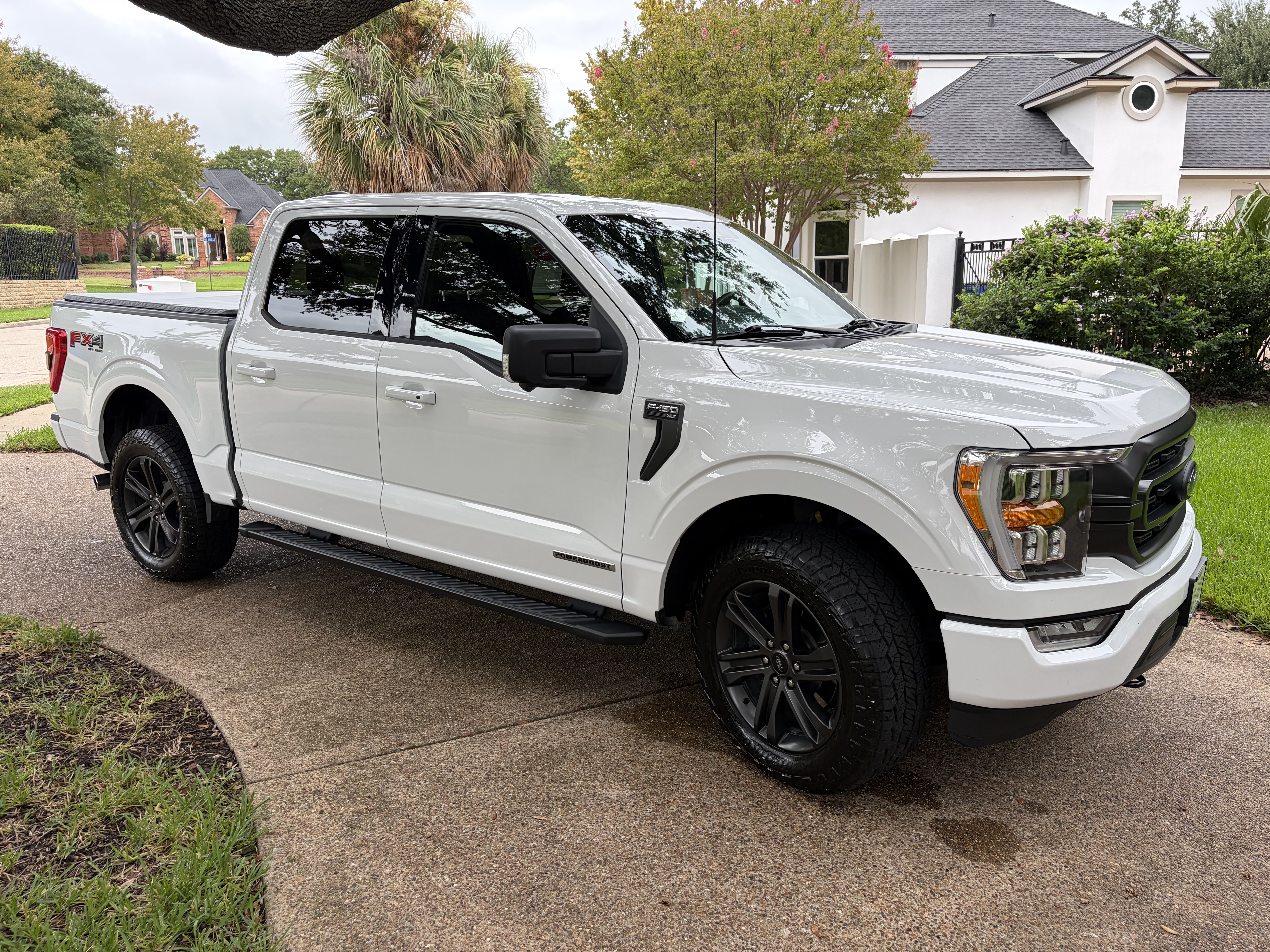 Used 2021 Ford F150 XLT w/ Equipment Group 302A High AWD/4WD image 5