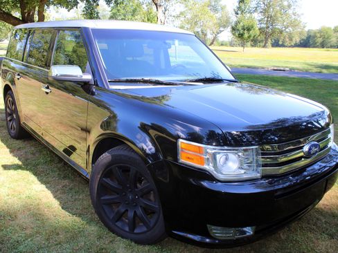 Used 2011 Ford Flex Limited w/ Trailer Tow Pkg Class III image 8