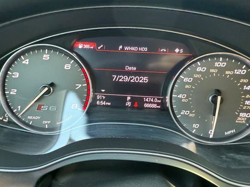 Used 2016 Audi S6 Prestige image 11