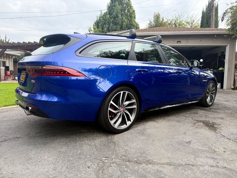 Used 2018 Jaguar XF S image 5