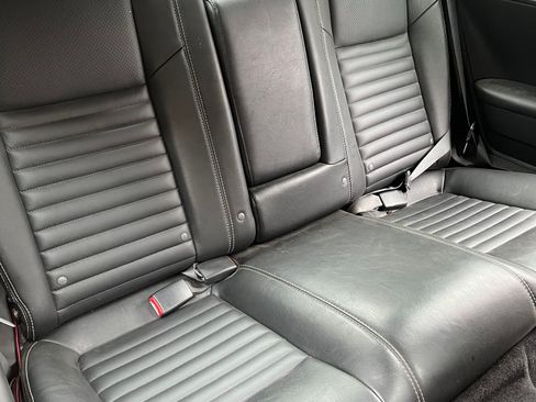 Used 2009 Dodge Challenger R/T image 15