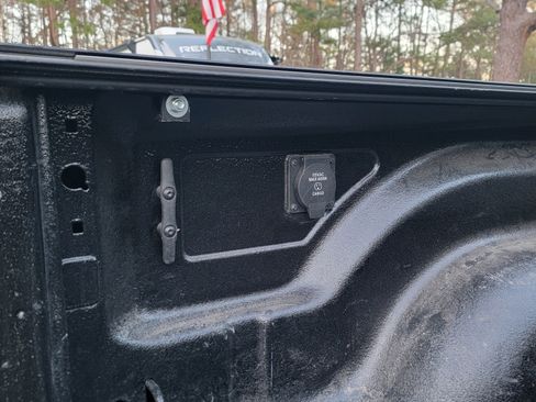 Used 2023 RAM 2500 Laramie w/ Night Edition image 26