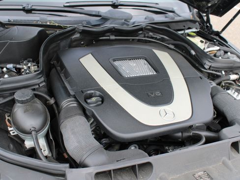 Used 2008 Mercedes-Benz C 300 Sedan image 19