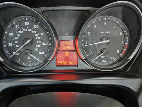 Used 2011 BMW Z4 sDrive30i RWD image 8
