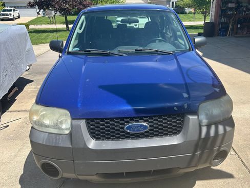 Used 2006 Ford Escape XLS FWD image 6