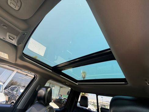 Used 2020 Ford F150 Lariat w/ Equipment Group 502A Luxury image 12