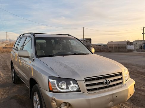 Used 2001 Toyota Highlander 4WD V6 image 2