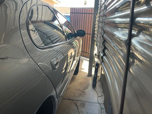 Used 2000 Chrysler 300M image 9