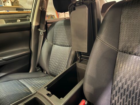 Used 2016 Nissan Altima 2.5 SV image 14