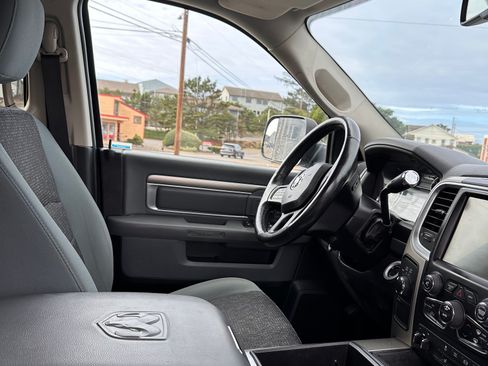 Used 2015 RAM 3500 Big Horn image 5