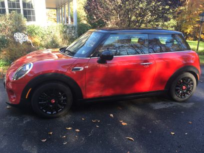 Used 2019 MINI Cooper 2-Door Hardtop w/ Signature Upholstery Package