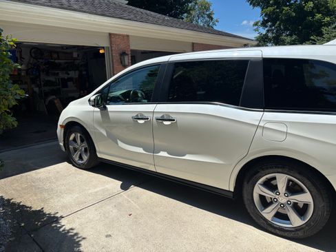Used 2018 Honda Odyssey EX-L image 11