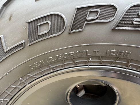 Used 2017 Jeep Wrangler Unlimited Sahara w/ Connectivity Group image 21