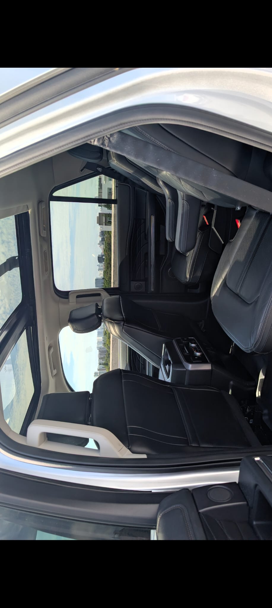 Used 2019 Ford Expedition Platinum RWD image 15