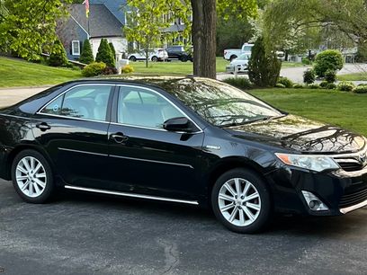 Used 2013 Toyota Camry XLE w/ Leather Pkg