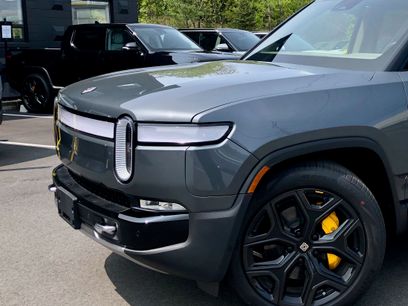 Used 2023 Rivian R1S Adventure