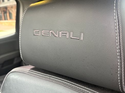 Used 2018 GMC Sierra 1500 Denali image 15