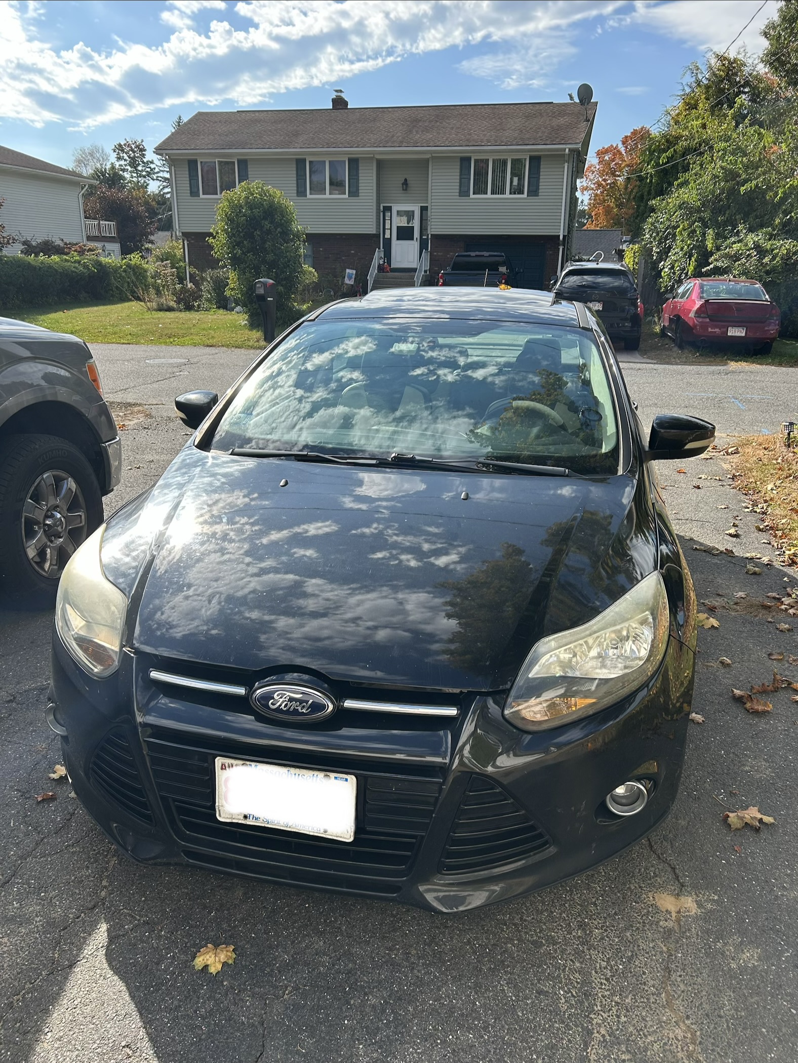 Used 2014 Ford Focus Titanium FWD image 4