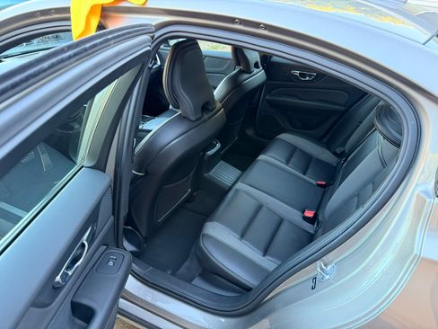 Used 2019 Volvo S60 T8 R-Design AWD/4WD image 1