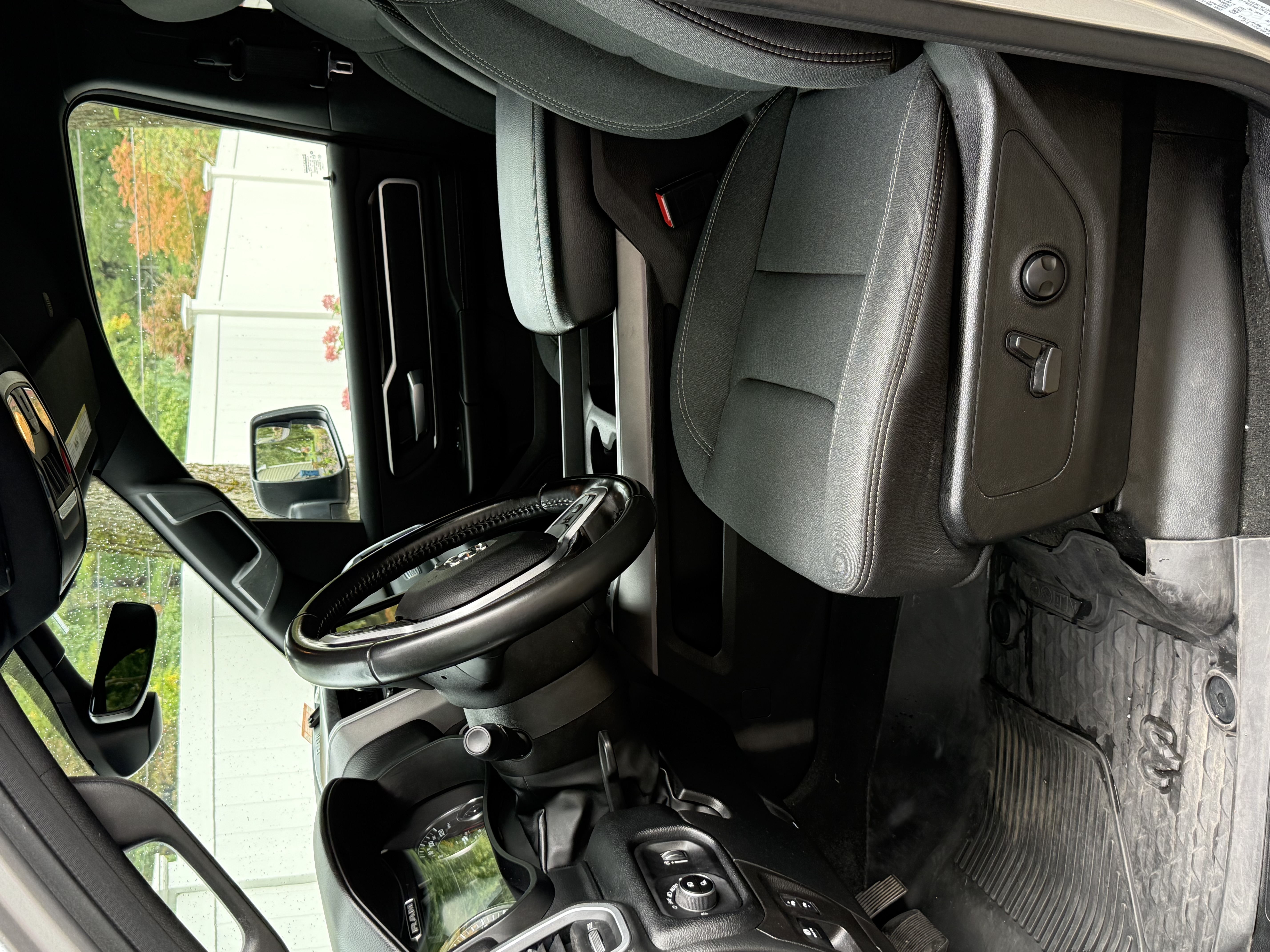 Used 2022 RAM 1500 Big Horn AWD/4WD image 15