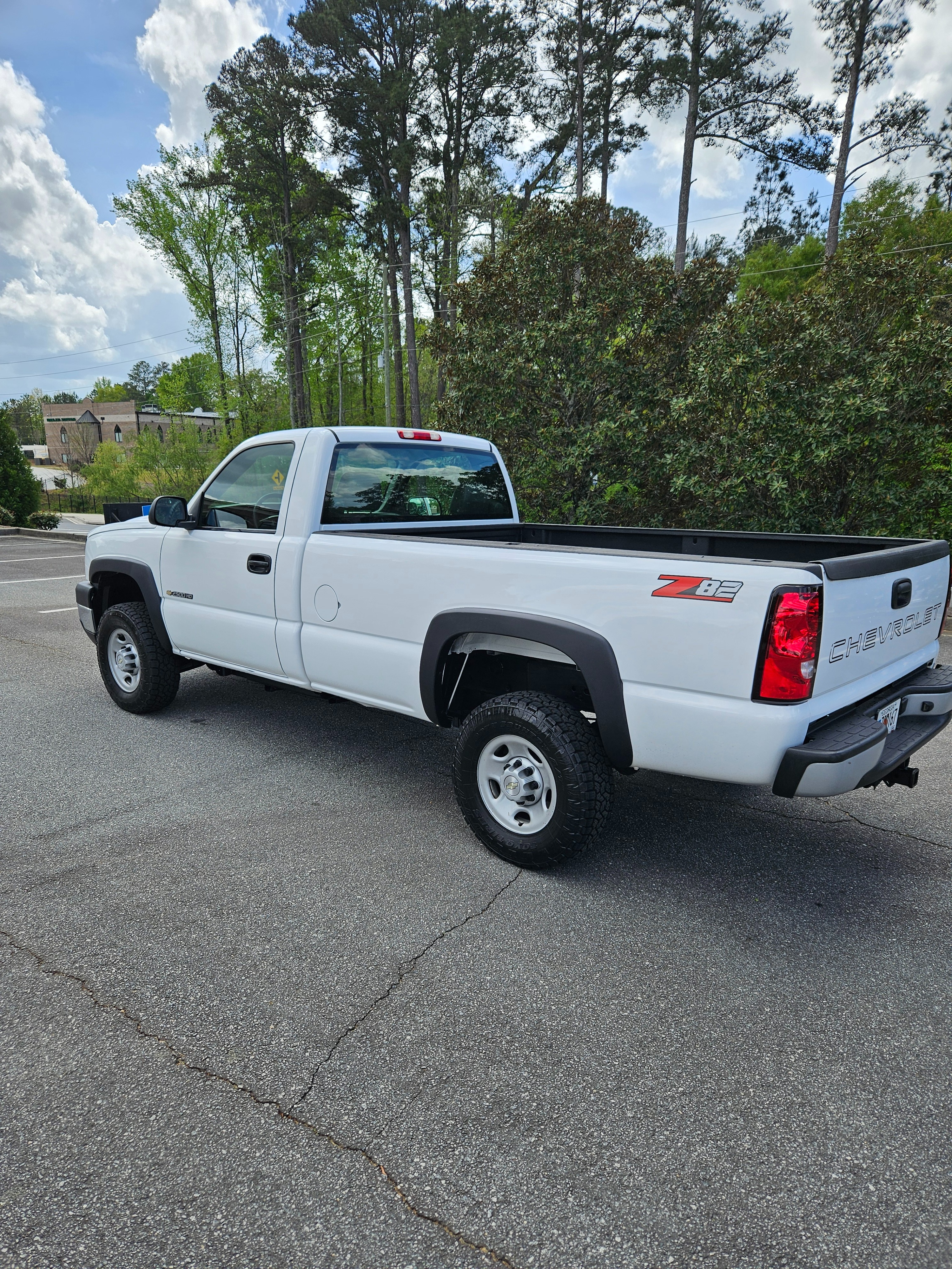 Used 2006 Chevrolet Silverado 2500 W/T RWD image 2