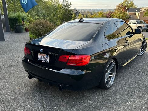 Used 2011 BMW 335is Coupe image 8