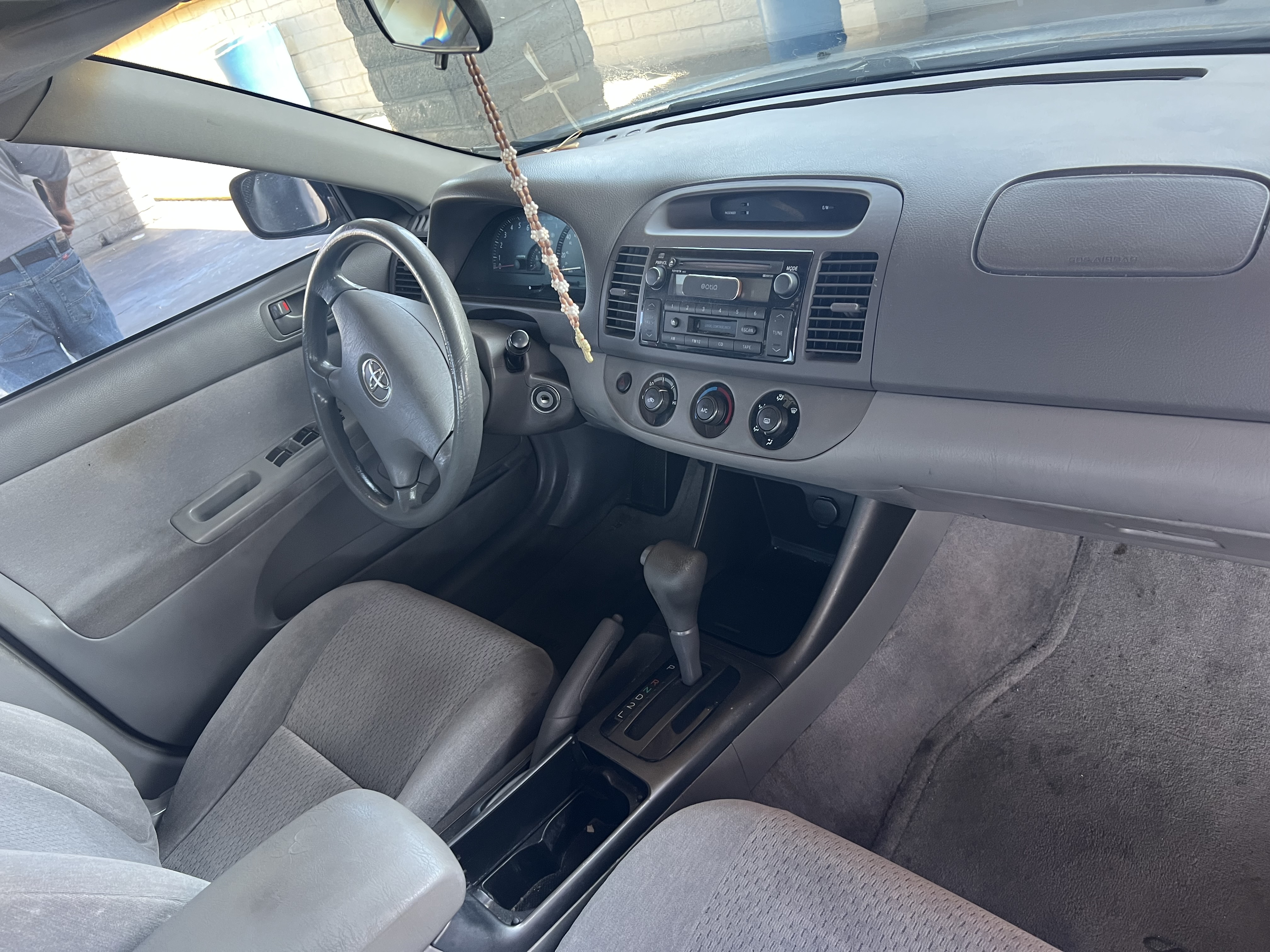 Used 2002 Toyota Camry SE FWD image 1