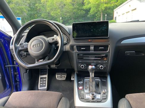 Used 2015 Audi SQ5 Premium Plus w/ Technology Package image 21