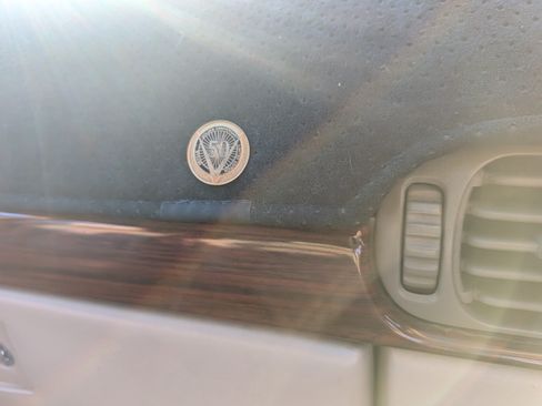 Used 1999 Cadillac De Ville FWD image 15