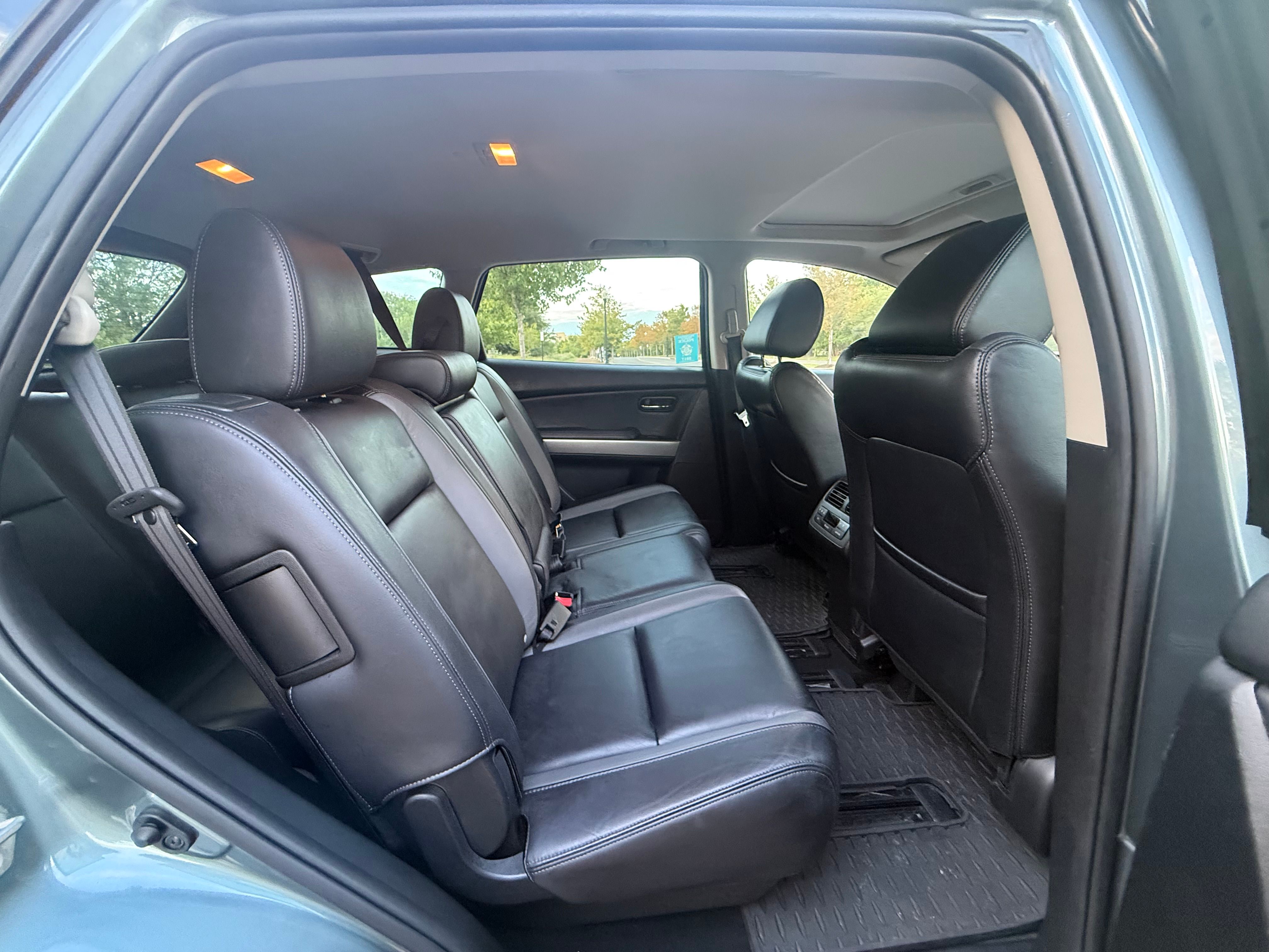 Used 2012 MAZDA CX-9 Grand Touring w/ Moonroof & Bose Audio Pkg FWD image 10