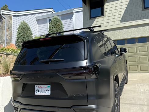 Used 2025 Lexus LX 700h F Sport w/ Accessory Package (P3) AWD/4WD image 9