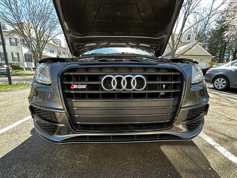Used 2016 Audi SQ5 Premium Plus w/ Technology Package AWD/4WD image 19