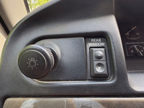 Used 1992 Ford Bronco AWD/4WD image 17
