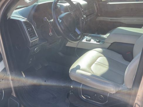 Used 2020 Ford Expedition Platinum AWD/4WD image 13
