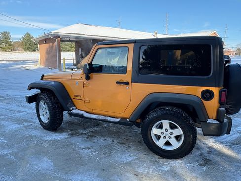 Used 2012 Jeep Wrangler Sport image 1