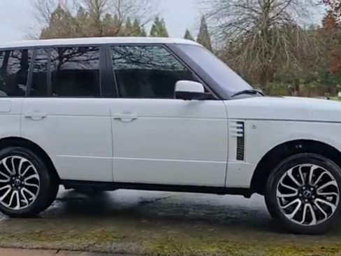 Used 2012 Land Rover Range Rover HSE LUX image 1