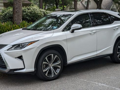 Used 2017 Lexus RX 350 FWD w/ Premium Package image 8