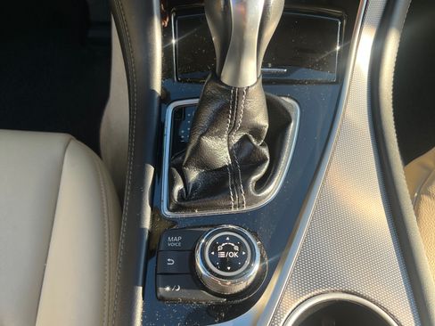 Used 2015 INFINITI Q50 Premium w/ Navigation Package image 12