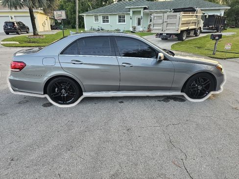 Used 2015 Mercedes-Benz E 400 Sedan image 9