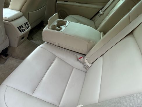 Used 2013 Lexus ES 350 image 11