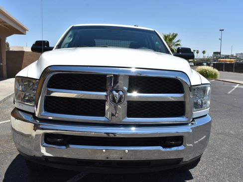 Used 2016 RAM 2500 Tradesman w/ Chrome Appearance Group AWD/4WD image 5