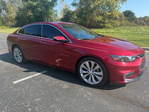 Used 2018 Chevrolet Malibu Premier w/ Premier Sun and Wheel Package image 1