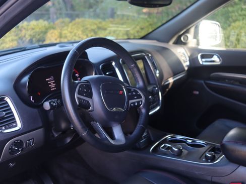 Used 2017 Dodge Durango R/T w/ Technology Group image 9