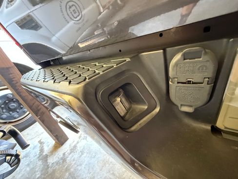 Used 2016 RAM 1500 Big Horn RWD image 28