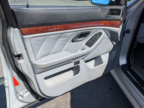 Used 2003 BMW 530i Sedan image 14