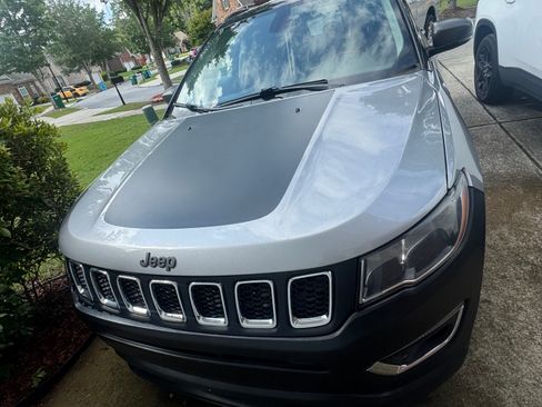 Used 2019 Jeep Compass Trailhawk AWD/4WD image 8