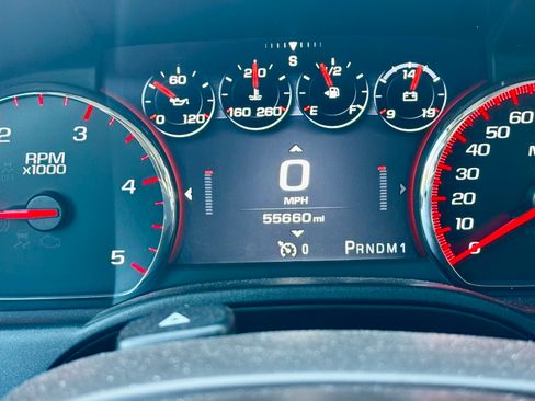 Used 2015 GMC Sierra 2500 Denali w/ Duramax Plus Package image 9